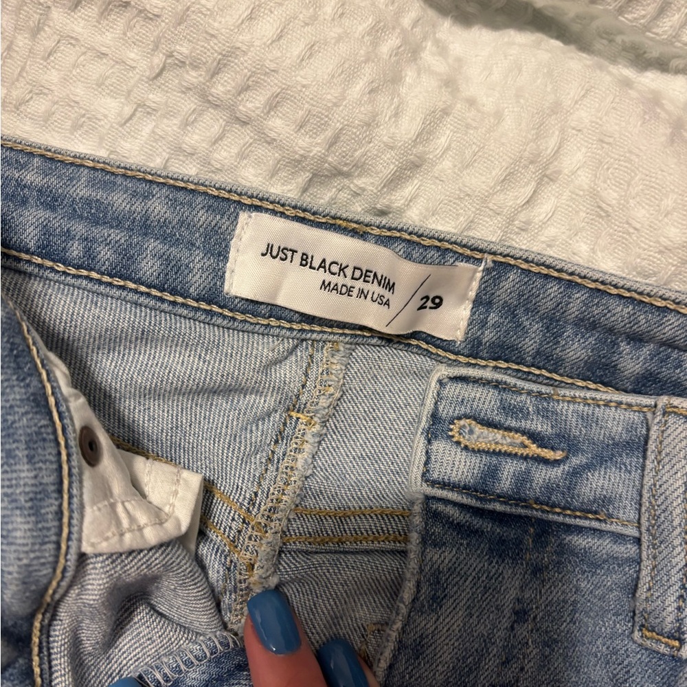 Just Black Women's Light Blue Jeans